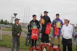 первый справа Иванов Алексей.jpg
